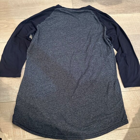 MAJESTIC THREADS MENS 3/4 SLEEVE ATLANTA BRAVES WORLD SERIES T SHIRT LARGE - Picture 7 of 7